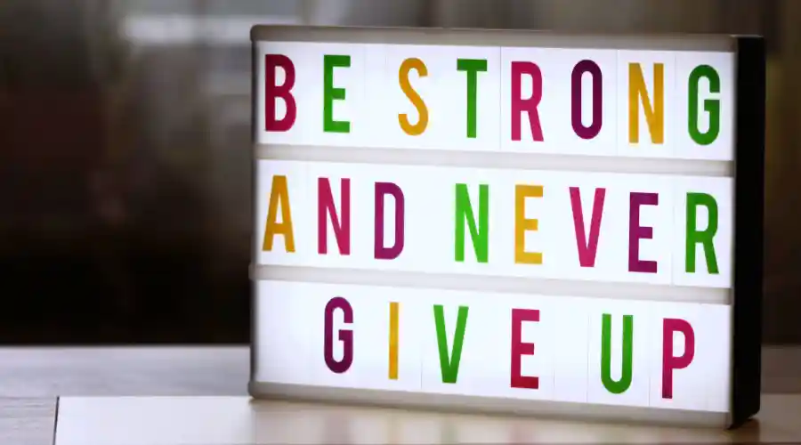 contoh sikap pantang menyerah